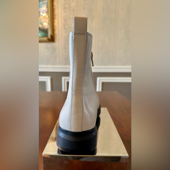 NWOT!🤩NATURALIZER!❄️Flat form/Ankle Boot/TALISE/Porcelain/Leather Zip/size-8.5 - Picture 10 of 16